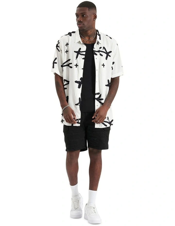Captor Party Shirt in White/Black