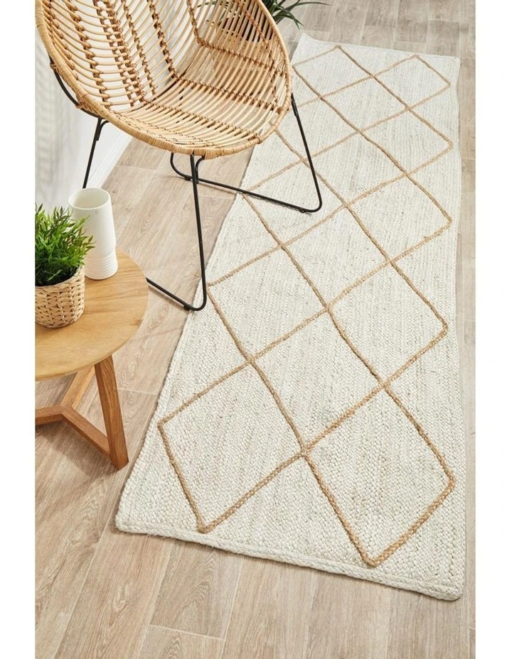 Noosa 222 Rug in White