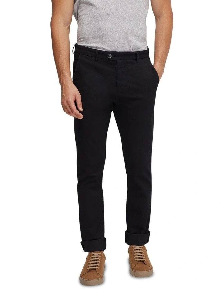 Luka Stretch Casual Pants in Black