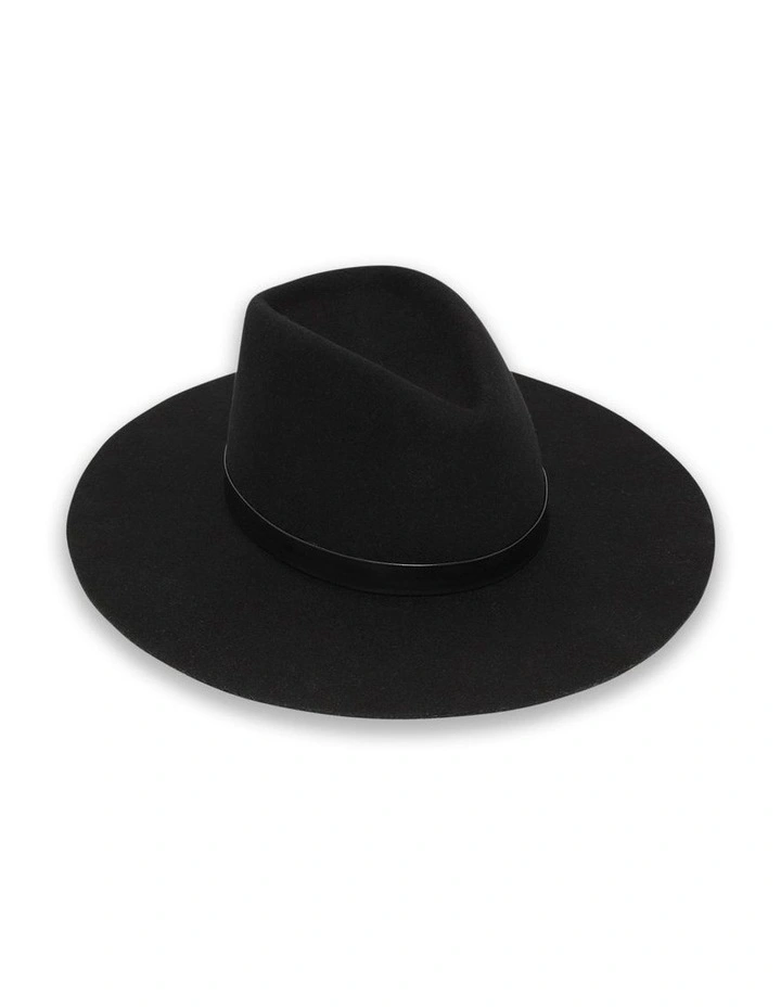 Nyx Fedora Hat in Black