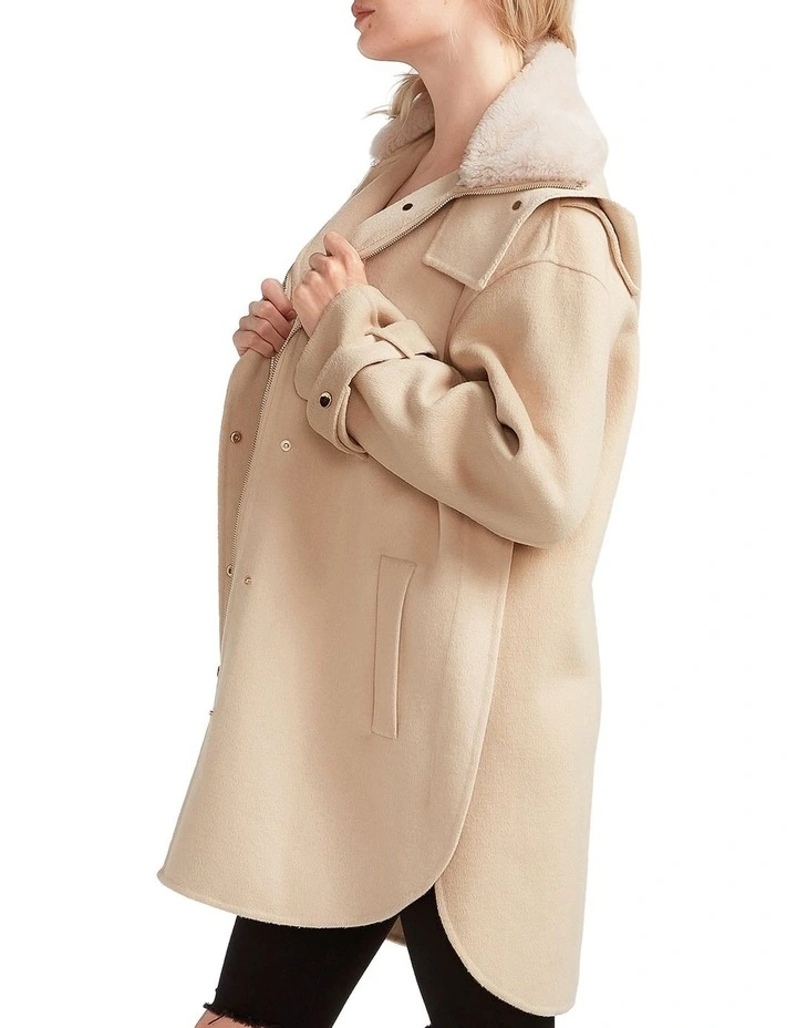 Heavy Hearted Detachable Hooded Coat in Cream