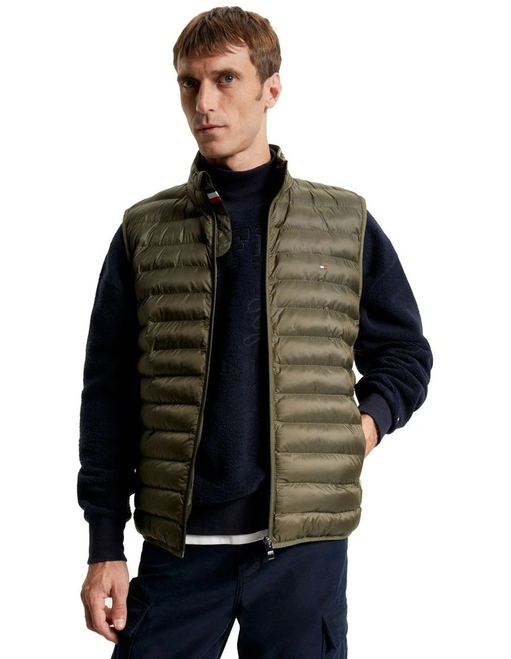 Packable Recycled Vest in Green