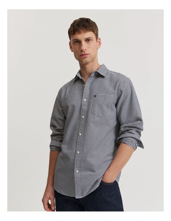 Regular Fit Organically Grown Cotton Gingham Oxford Shirt in Navy