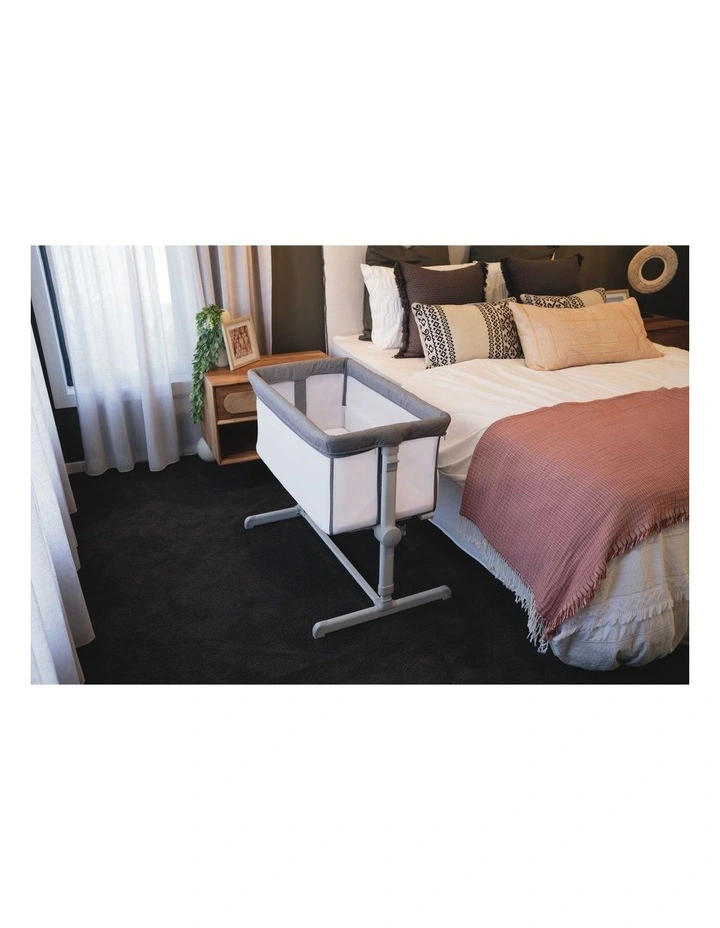 Dusk Bedside Sleeper in Grey