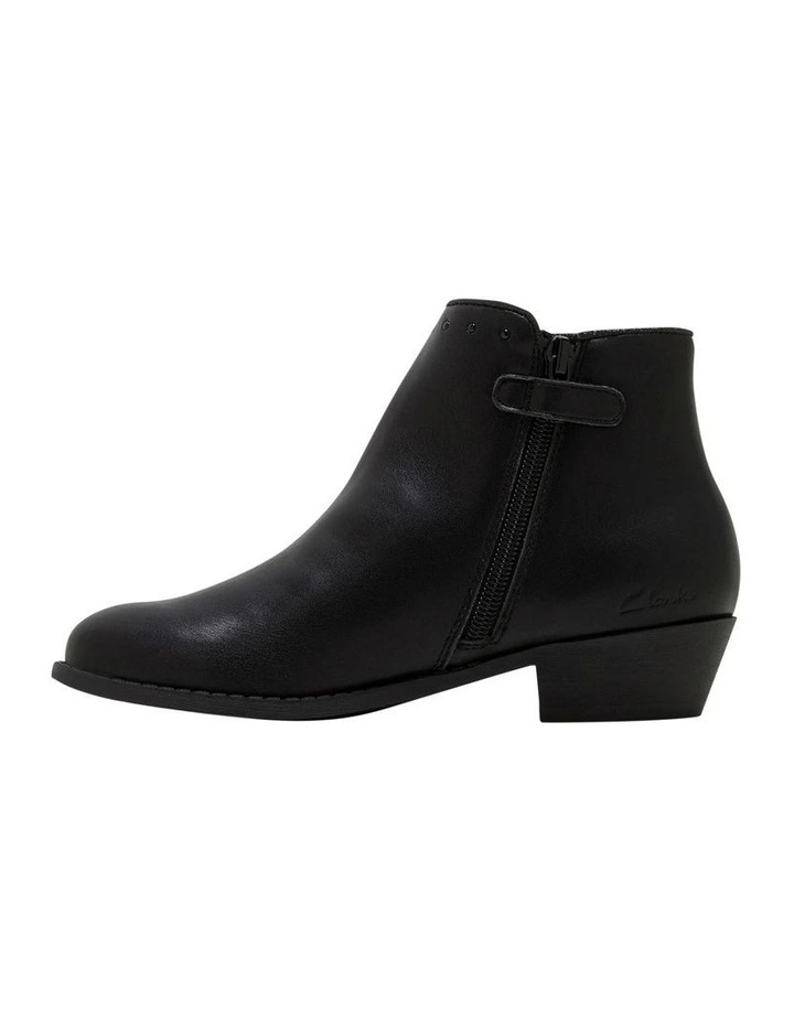 Jazz Boots in Black