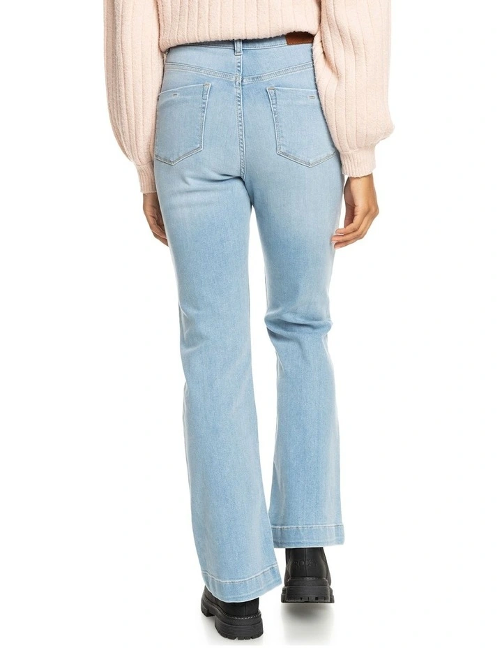 Final Wave High Flared Jeans in Light Blue