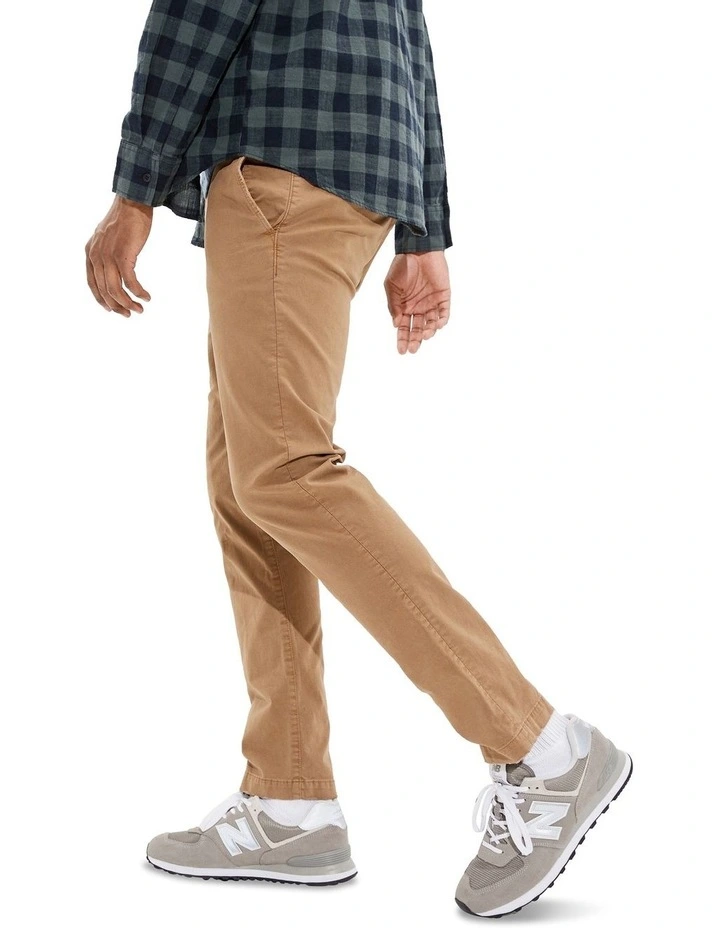 Flex Slim Lived-In Pant in Beige