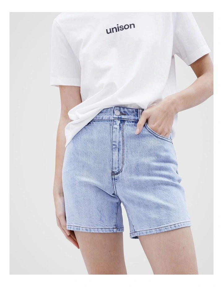 The Essential Denim Short in Light Blue
