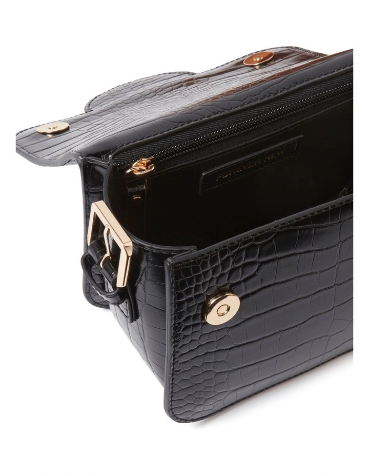 Signature Gwyn Square Shoulder Bag in Black