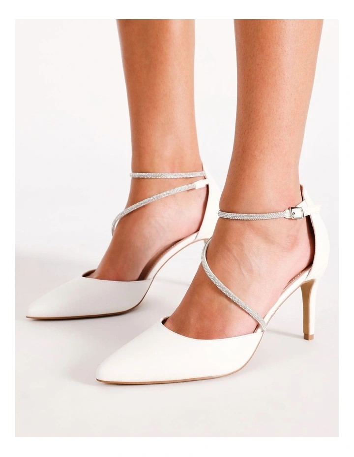 Noelle Heeled Shoe in White