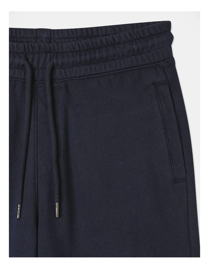 Essentials Trackpant in Navy