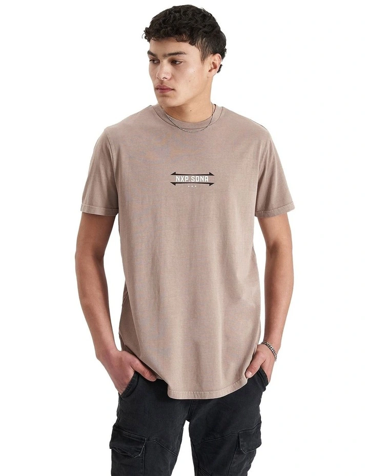Grain Dual Curved Tee in Pigment Bark