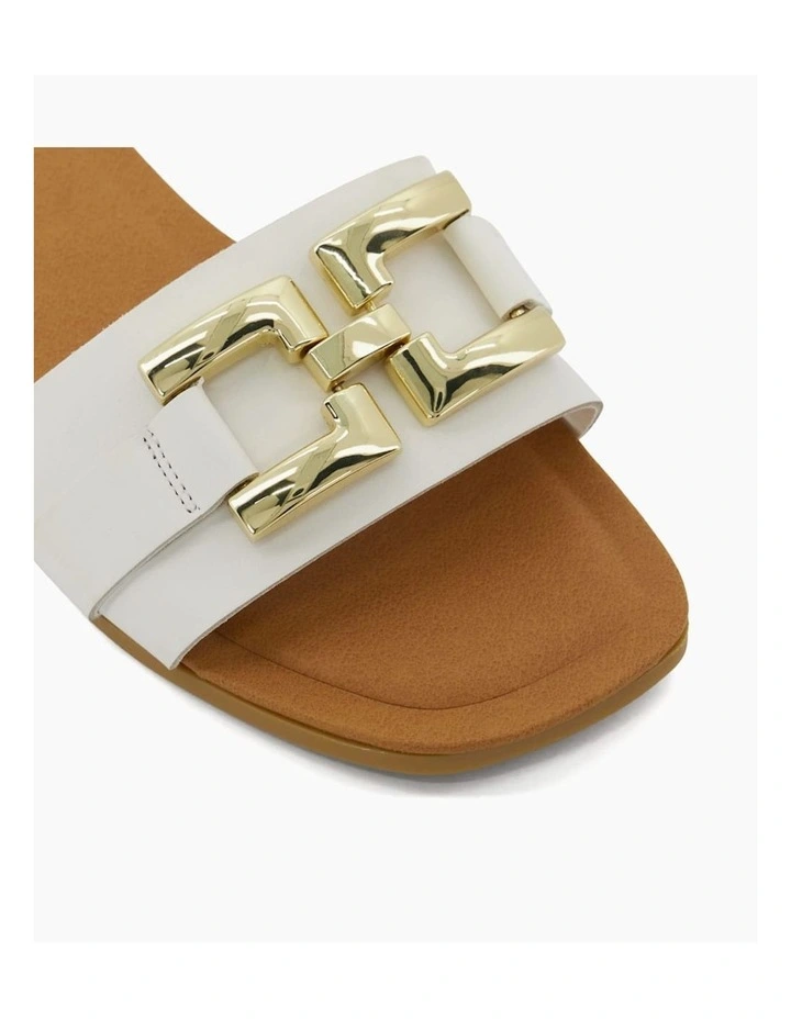 Lonnie Flat Sandal in White
