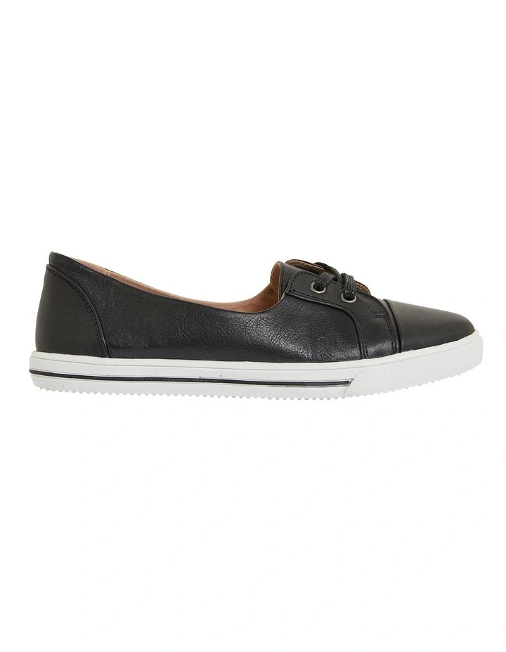 Vectra Black Glove Sneakers