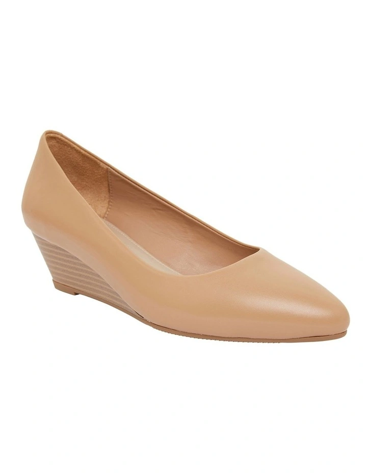 Henry Heeled Shoes in Camel Leather