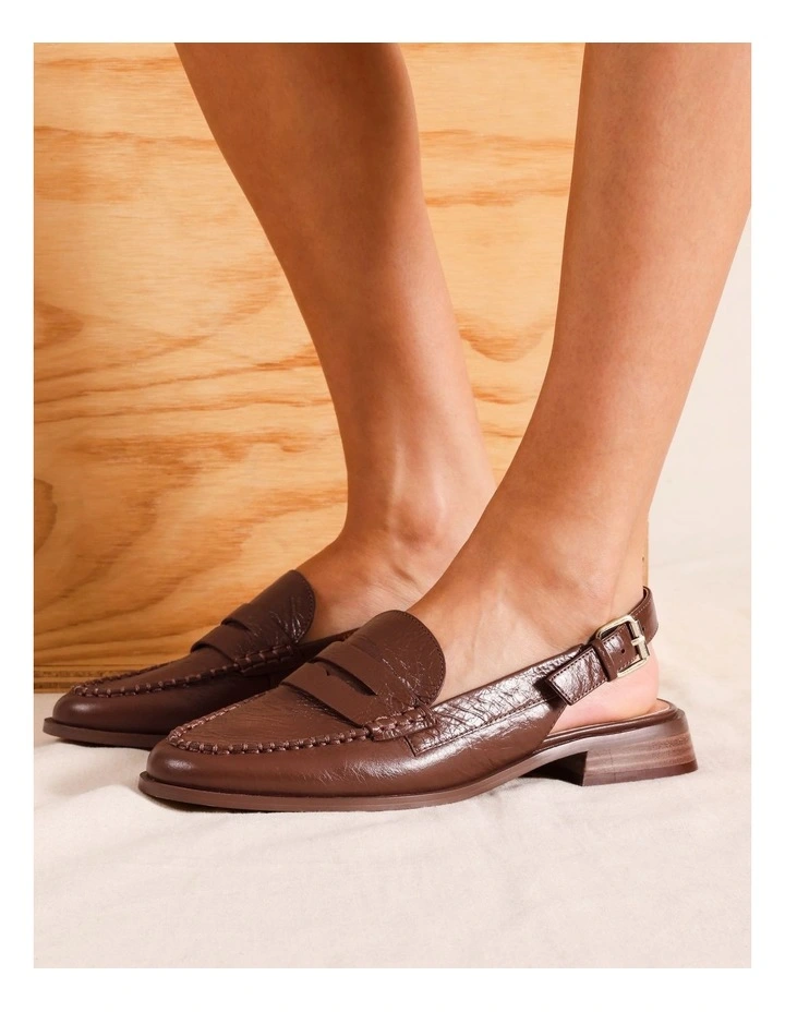 Bianca Flat Shoes in Cognac