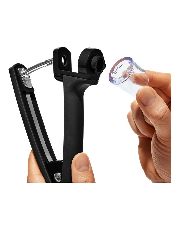 Cherry Pitter in Black