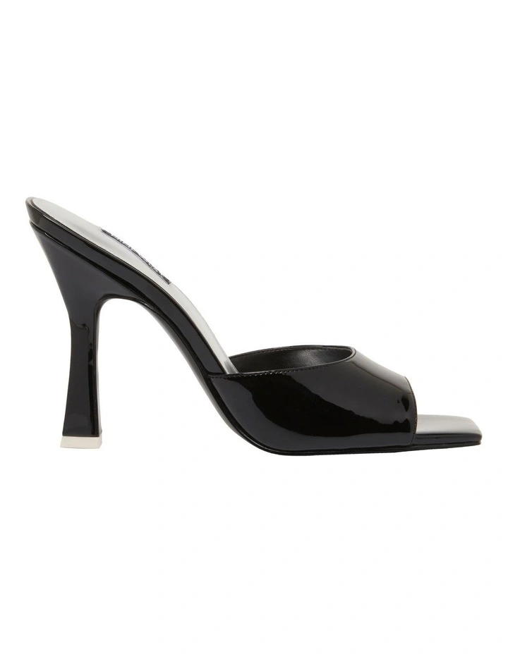 Aurea Sandal In Black