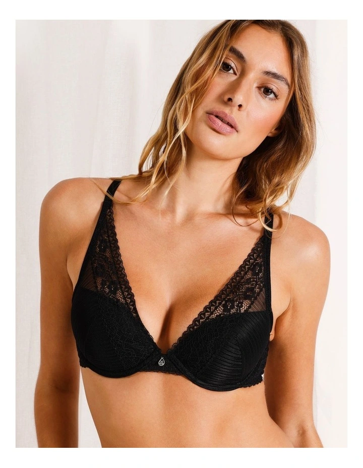 Sienna Lace High Apex Bra in Black