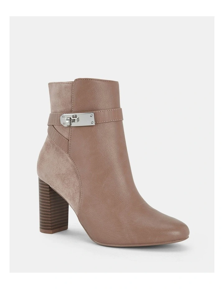Kobie Ankle Boots in Almond