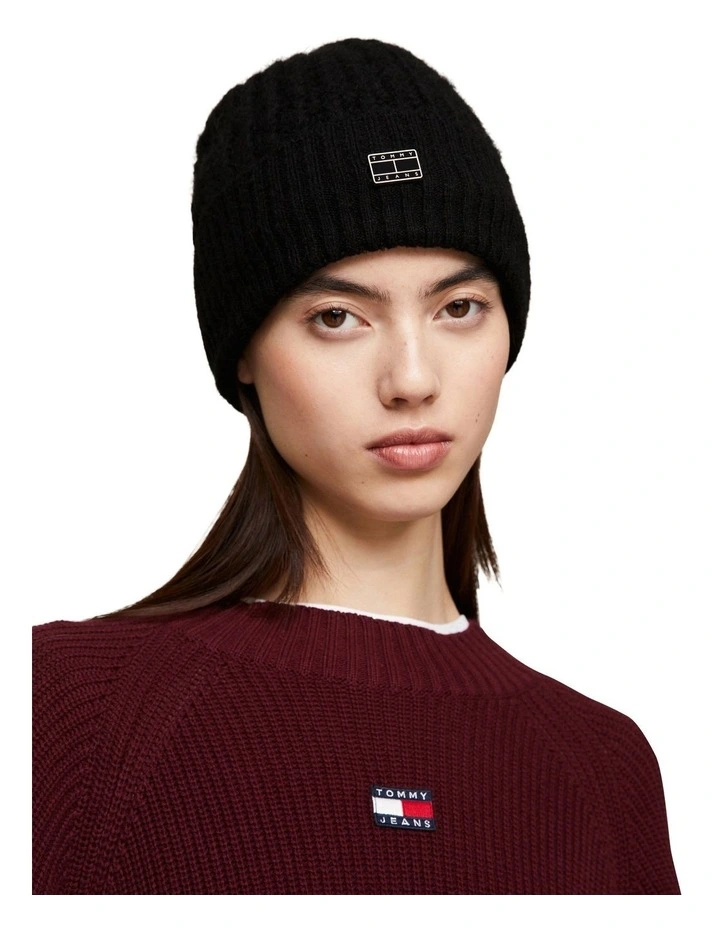 Cosy Knit Beanie in Black