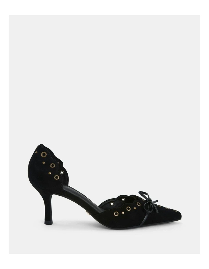 Illasi Heels in Black
