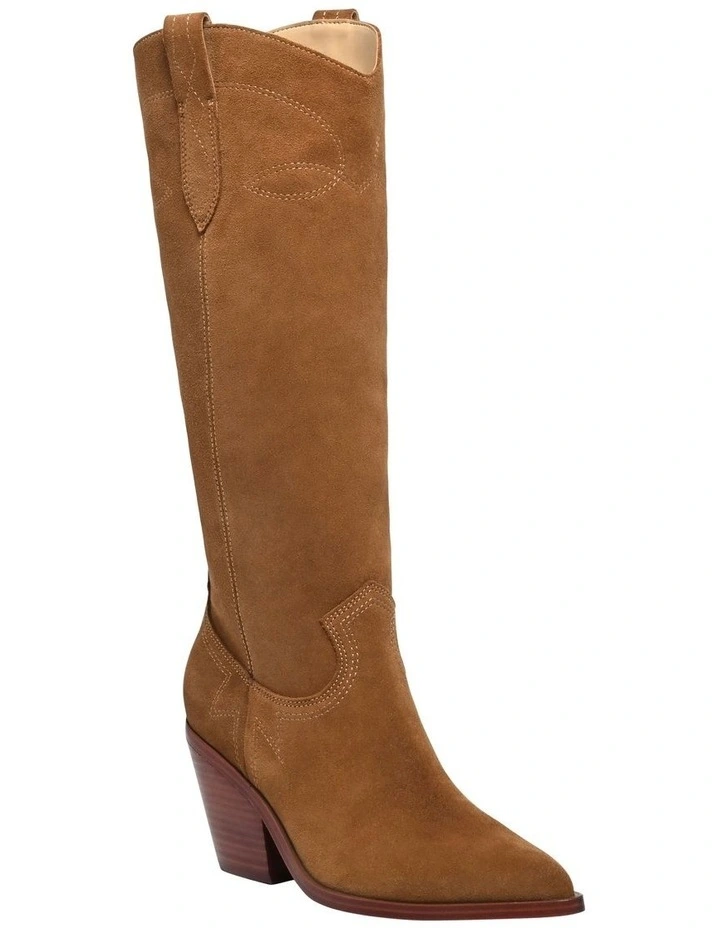 Smash Boots in Tan