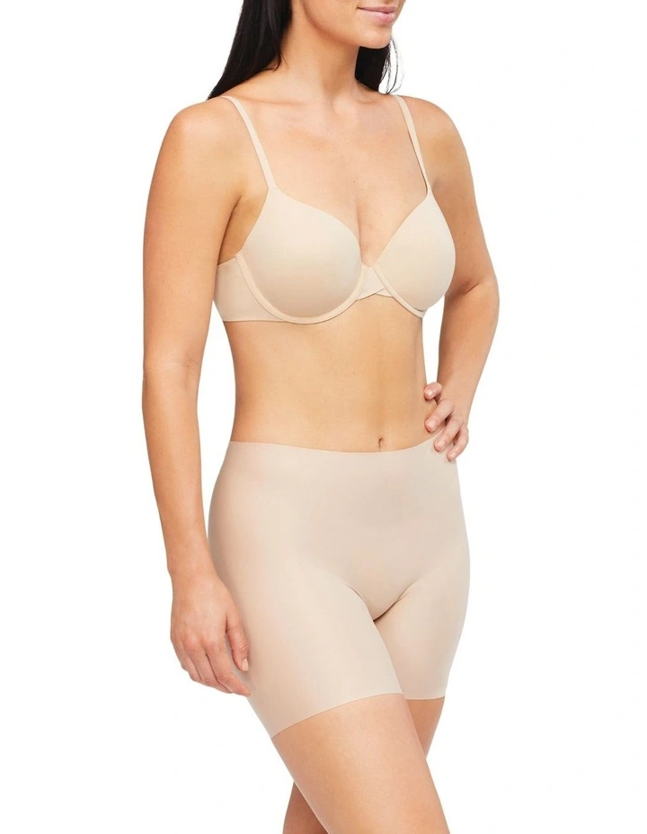 Body Light Waisted Shaper Short in Beige