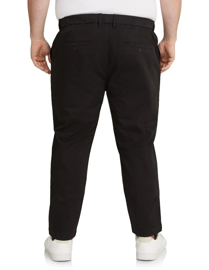 Lawson Relaxed Tapered Pant in Black