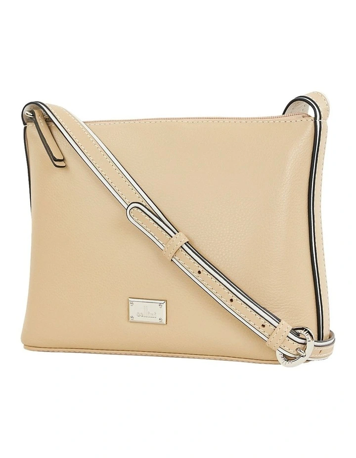 Kiama Leather Crossbody in Sand
