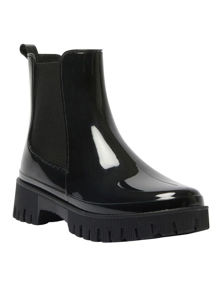 Cloudy Gumboots in Black Shiny