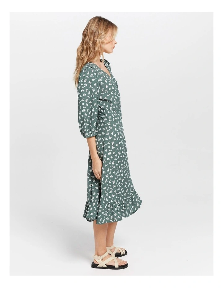 Liva 3/4 Wrap Dress in Green