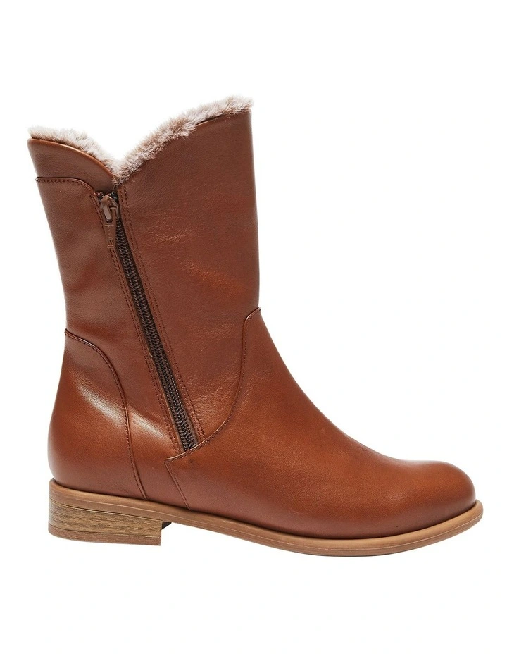 Baldwin Boots In Mid Brown Glove