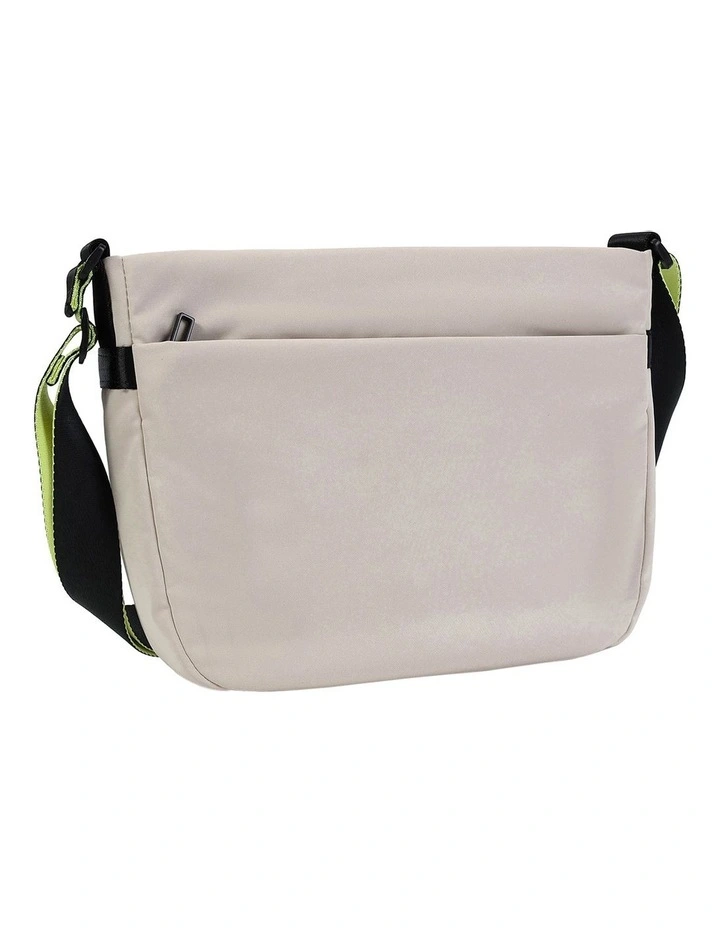 Gravity Handbag in Birch