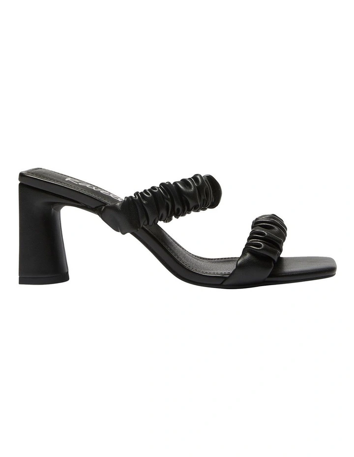 Garcia Smooth Sandals In Black