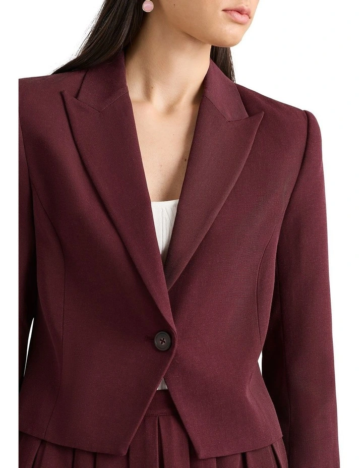 Aramie Cropped Jacket in Merlot