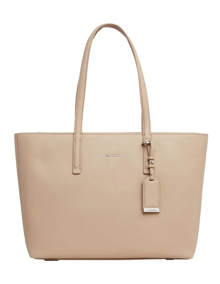 Must Shopper Satchel Bag in Brown