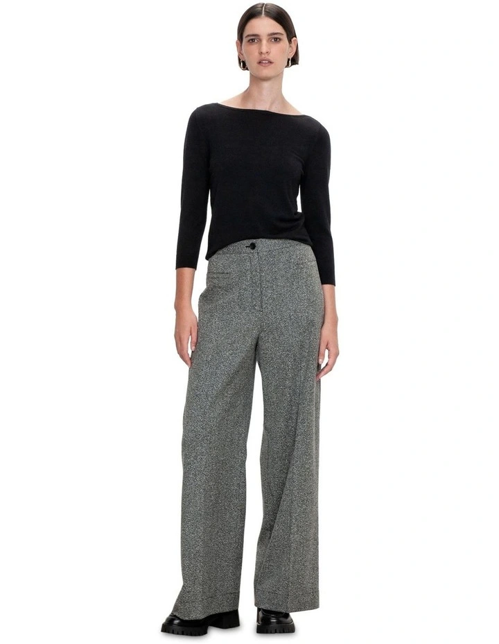 3/4 Sleeve Slash Neck Knit in Black