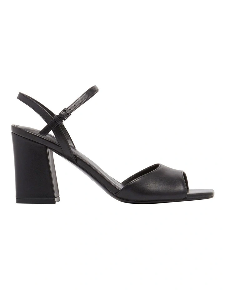 Cayluh Block Heel Sandal in Black