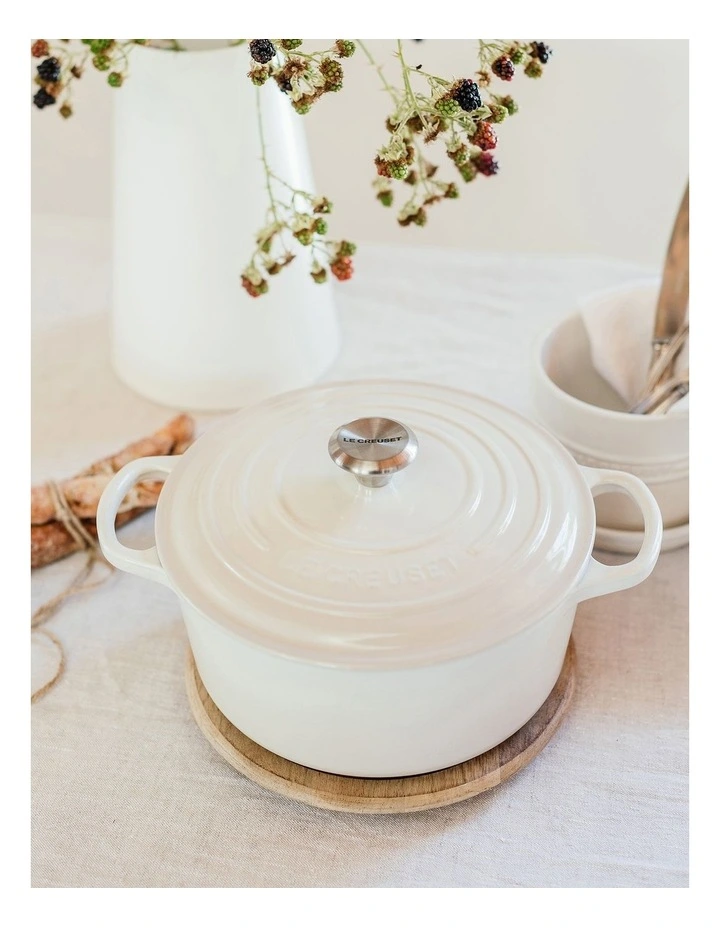 Signature Round Casserole 20cm Meringue