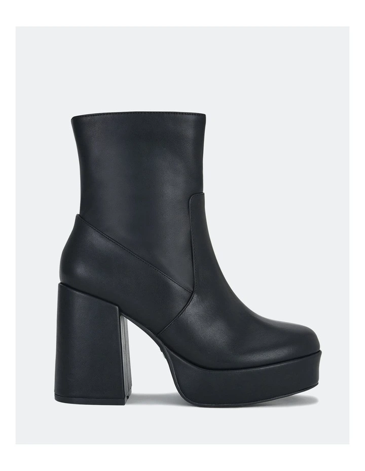 Jealous Boots in Black