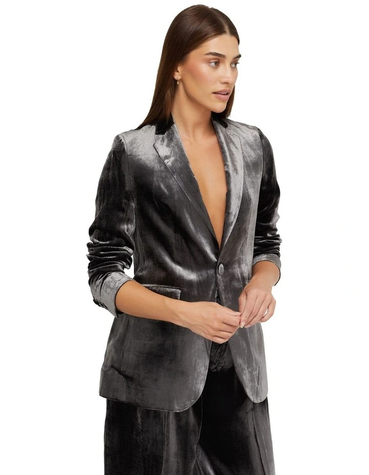 Lola Silky Velvet Jacket in Deep Mink