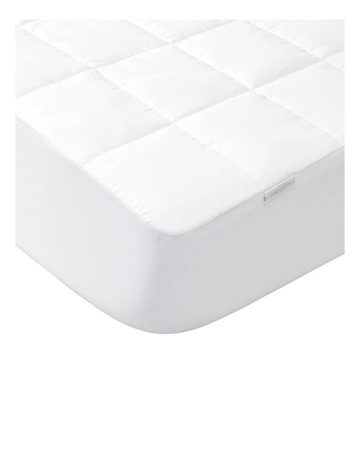 Deluxe Supersoft Waterproof Quilted Mattress Protector in White