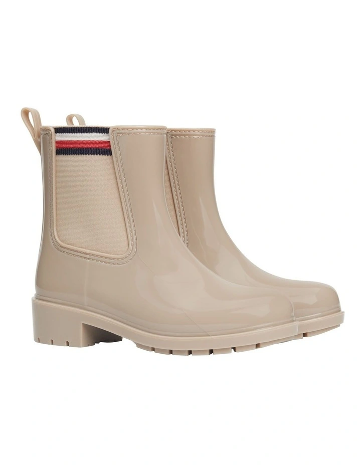 Signature Elastic Cleat Rain Boots in Beige