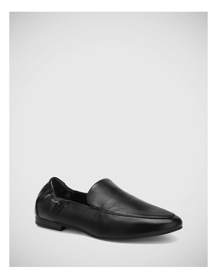 Berklee Leather Loafer in Black