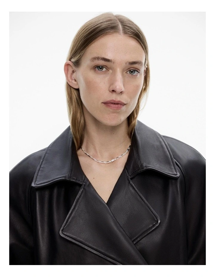 Bar Curb Chain Necklace in Silver