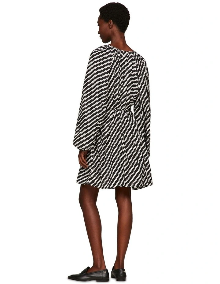 Zigzag Gathered Short Dress in Blue