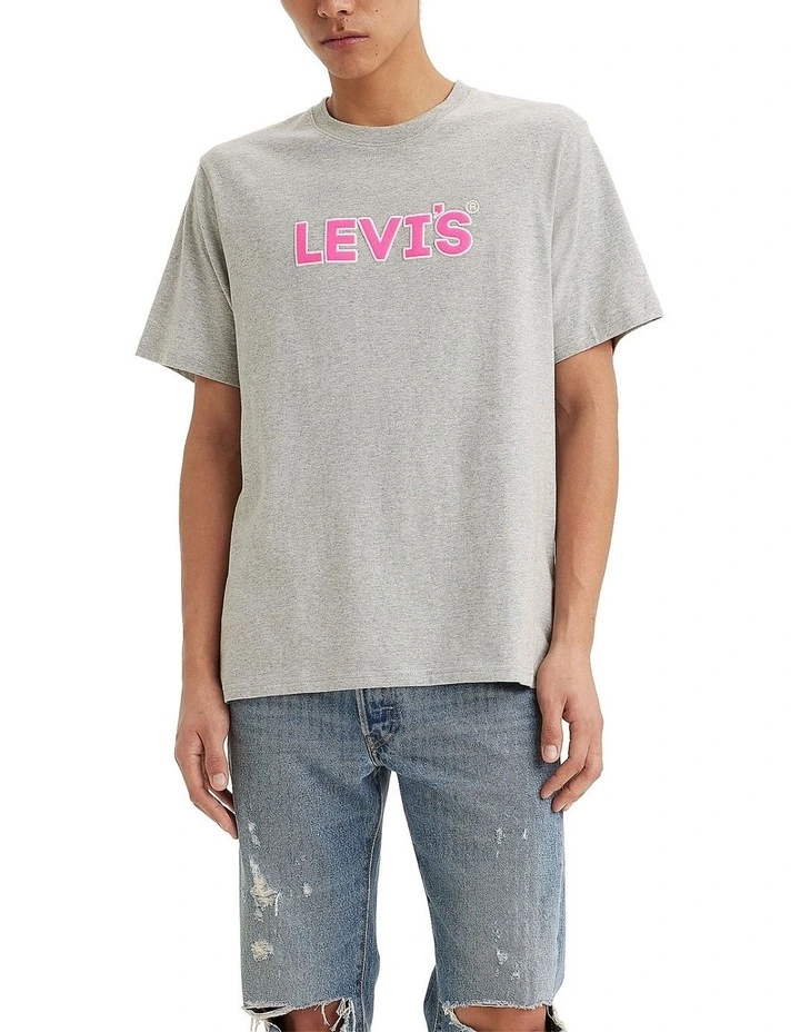 Relaxed Short-Sleeve Graphic T-shirt in Headline Logo Midtone Heather Grey