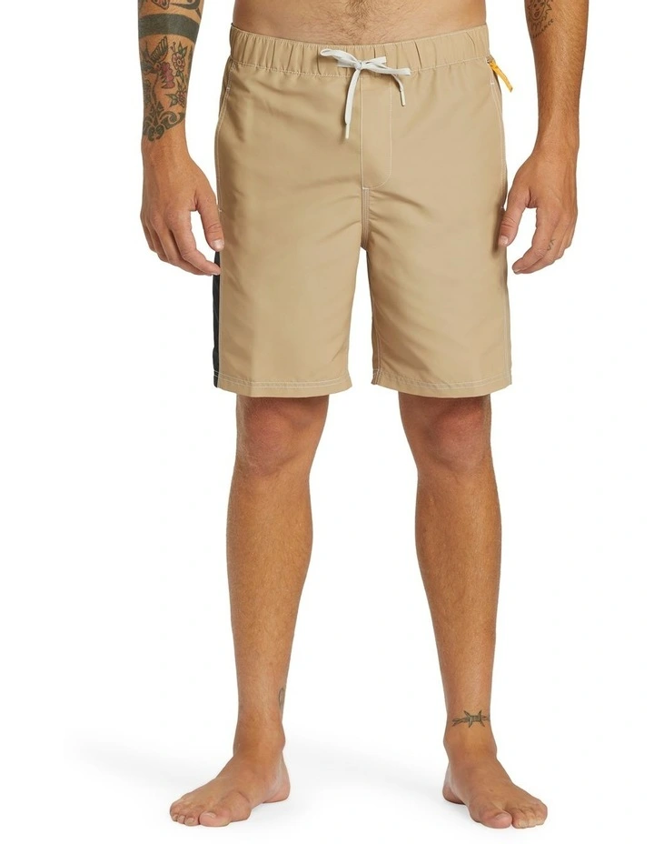 Saturn Drainer 18.5 Amphibian Boardshorts in Khaki