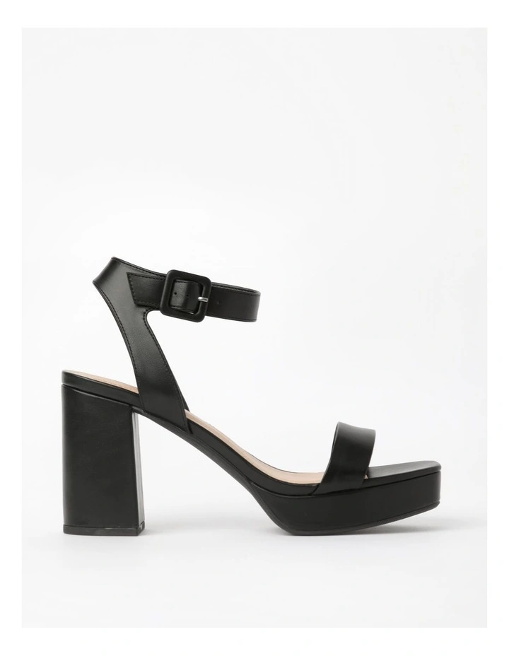Quartz Sandal in Black